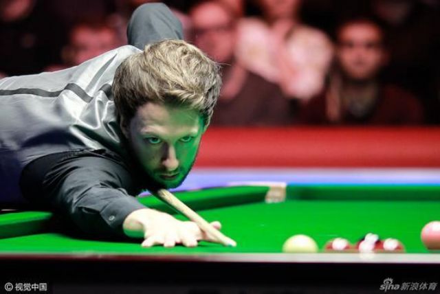 梁文博稳夺首冠