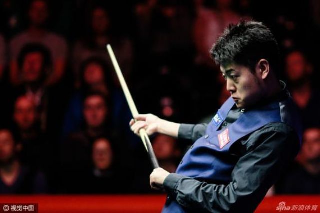 梁文博夺冠跳起嘶吼庆祝